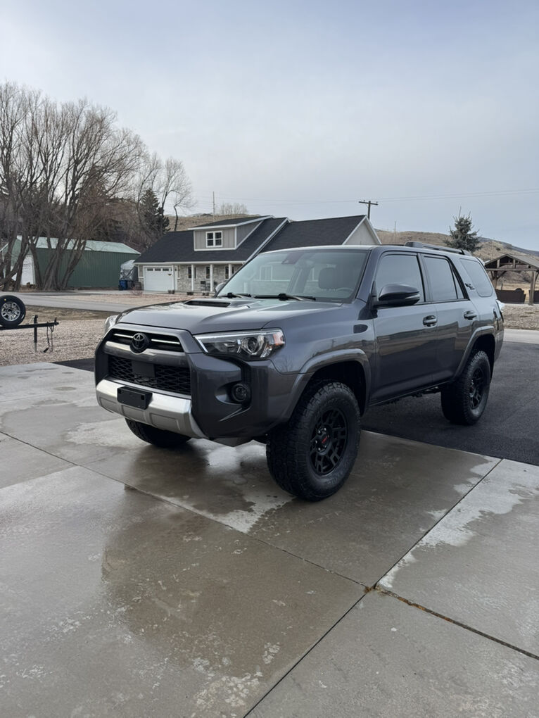2023 TOYOTA 4RUNNER TRD Off Road