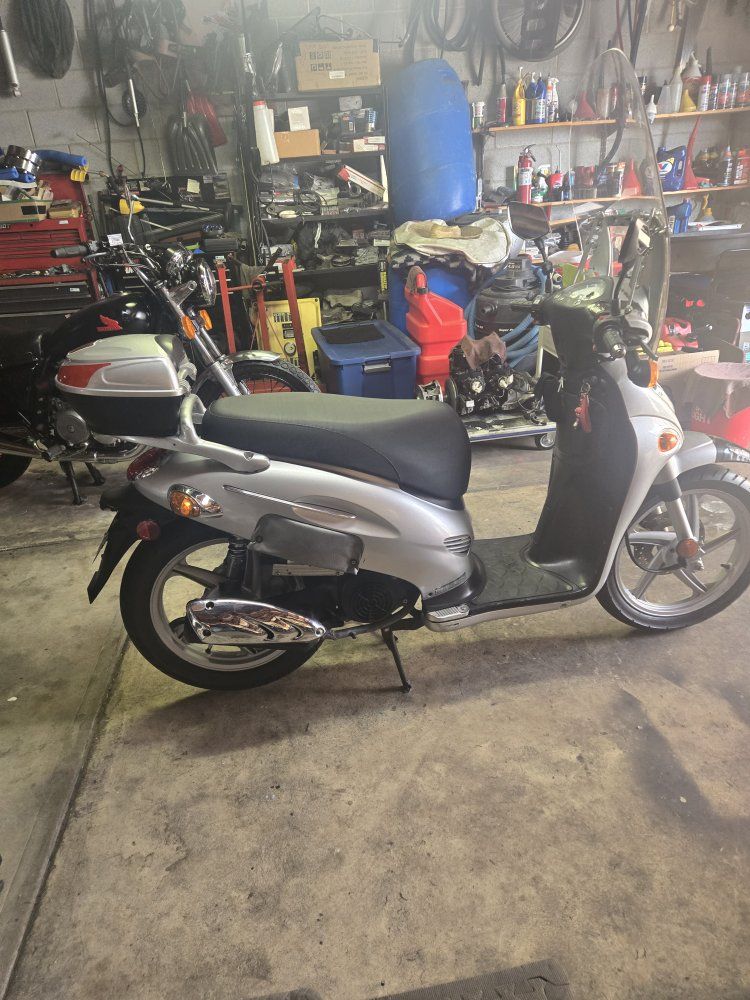 2002 Kymco people 150