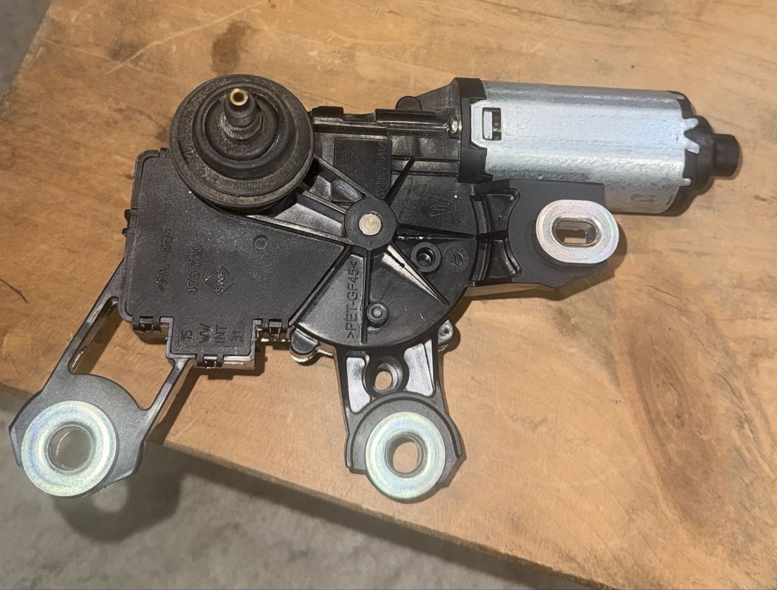 Audi Q5 Rear Wiper Motor OEM 8R0 955 711 C (2009-2017) - Genuine Replacement Part 60 OBO