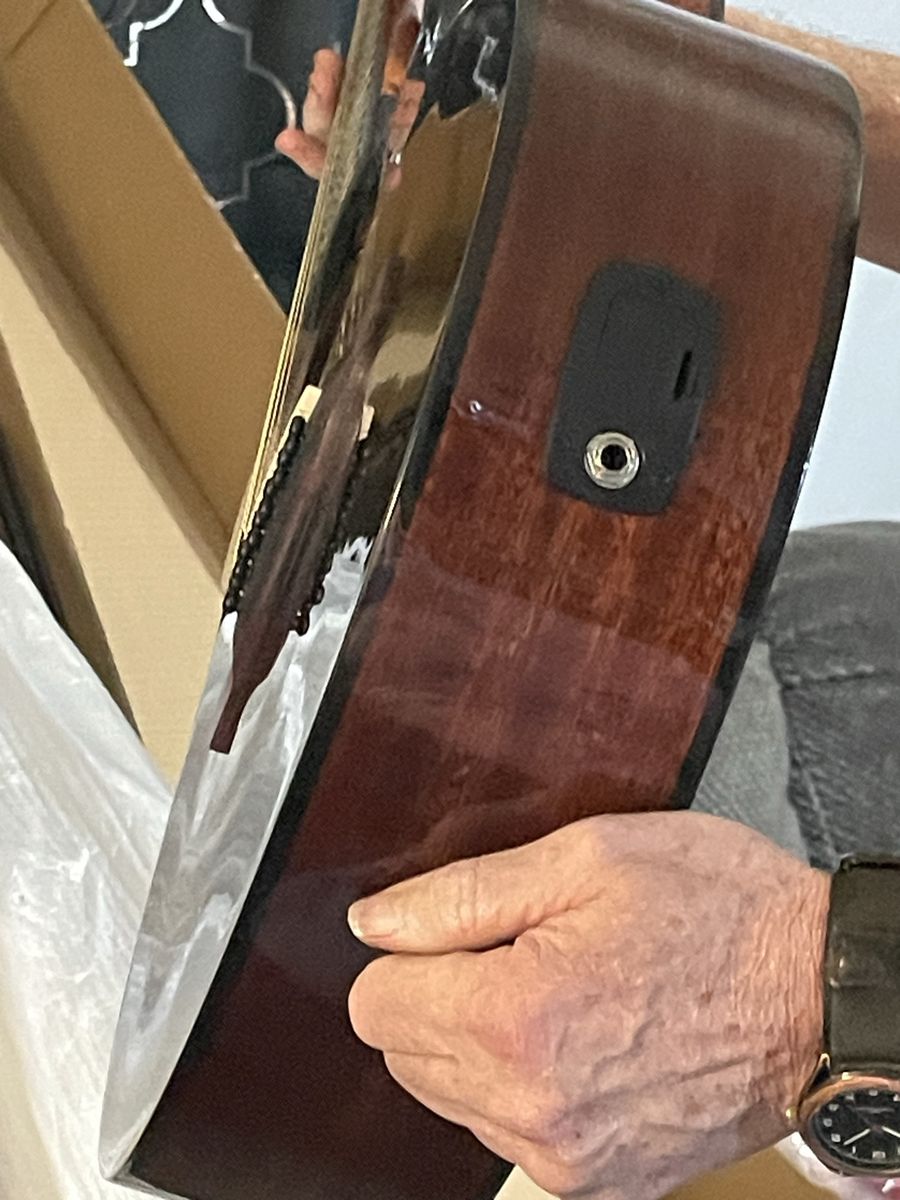 Main image 6
