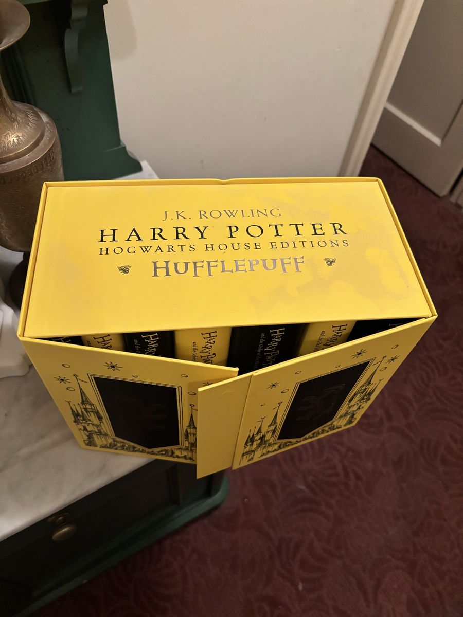 Harry Potter Hogwarts house editions Hufflepuff