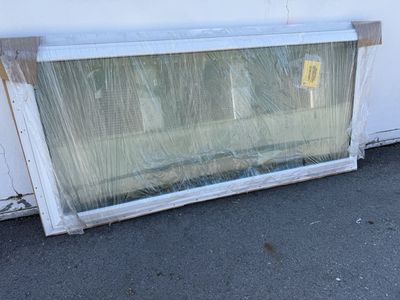 6ft x 3ft White Vinyl Picture Window with Rain glass