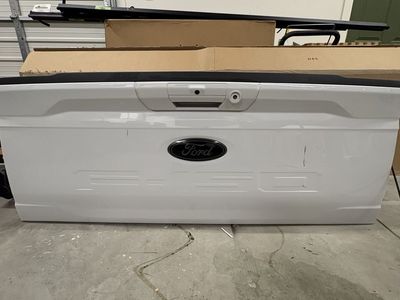 2021-2025 Ford F-150 tailgate - Oxford White