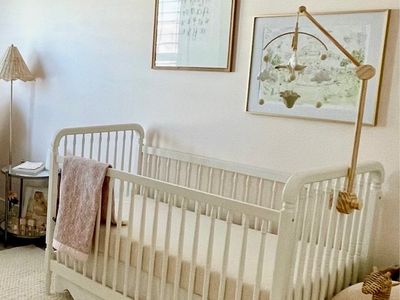 Liberty 3 in 1 crib with Newton mattress