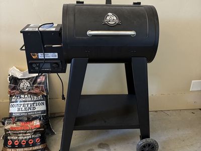 PIT BOSS Pellet Smoker
