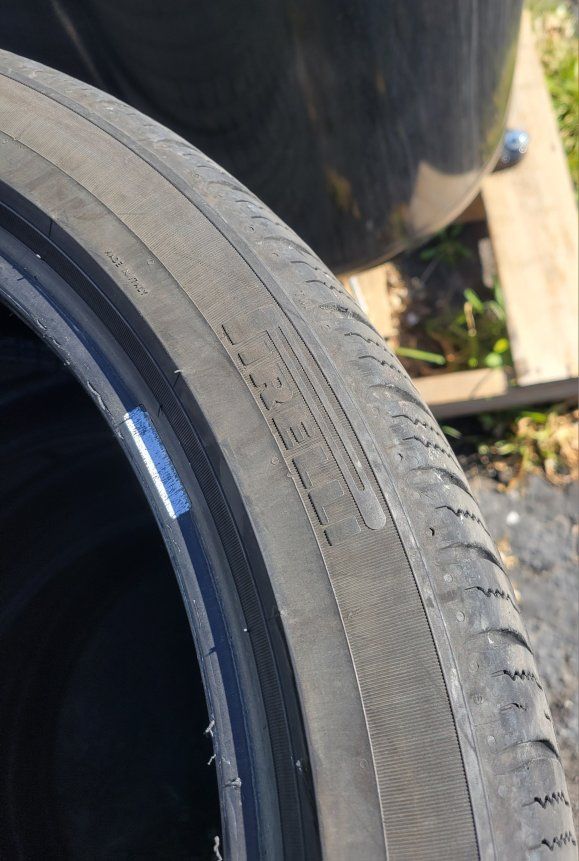 pirelli scorpion zero all season tires 255/40 r21