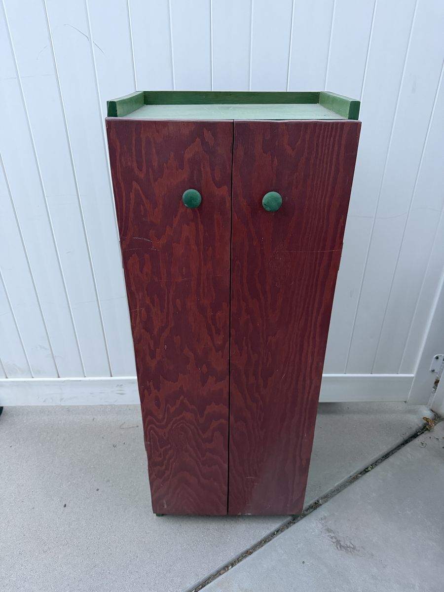 Red & Green Wooden Storage Cabinet - 4 Adjustable Shelves - 47" Tall