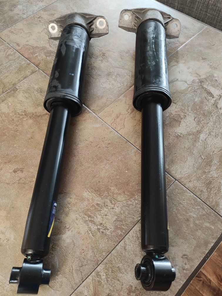 Hyundai Palisade rear struts shock absorbers, new