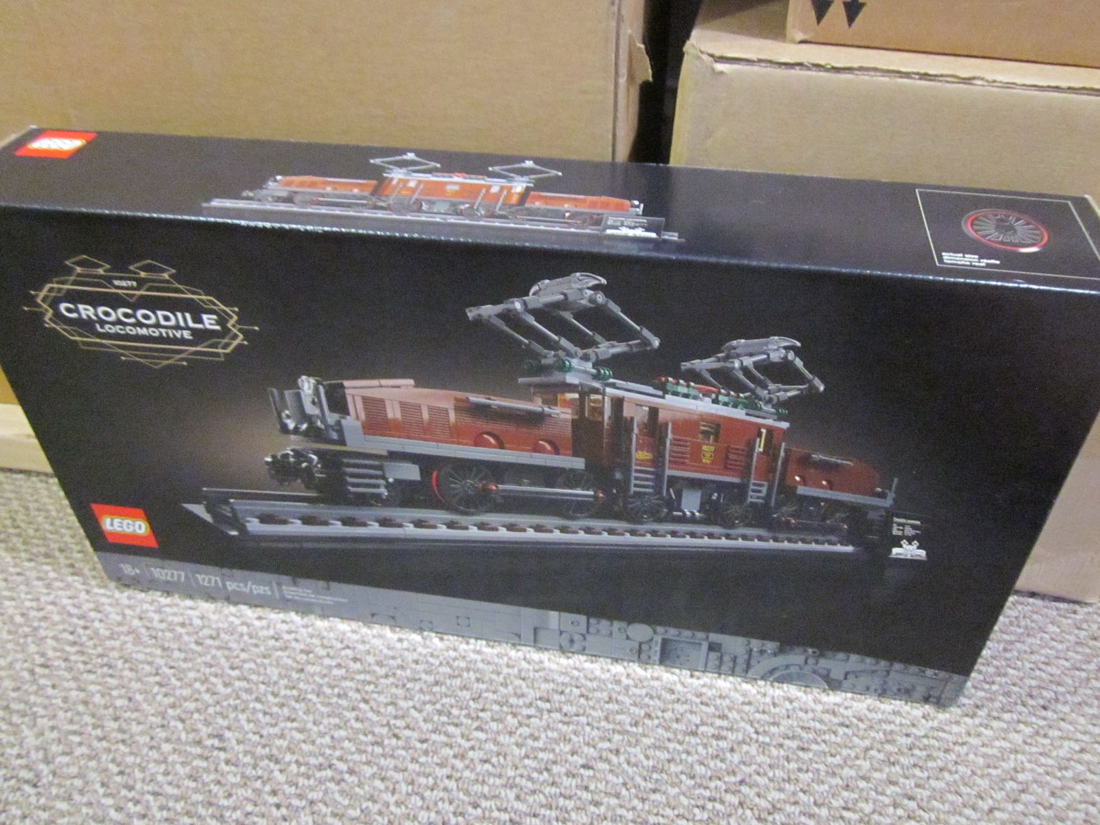DINGED UP BOX - Lego 10277 LEGO Trains Crocodile Locomotive New Sealed