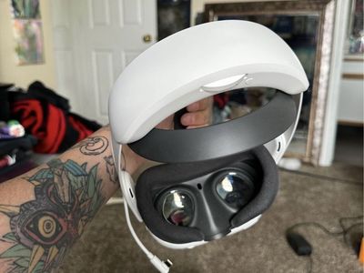 Meta Quest 3 512 GB with accessories
