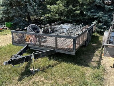 Flat bed trailer