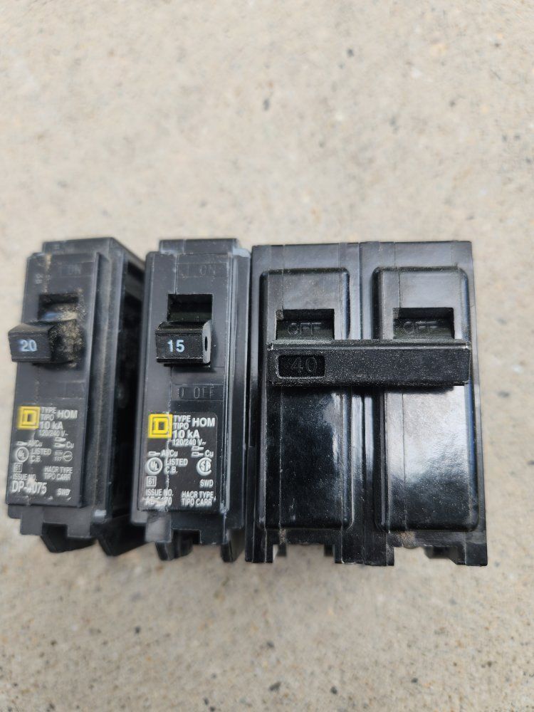 Square D Type HOM Circuit Breakers - Assorted Amperage (20A, 15A, 40A)
