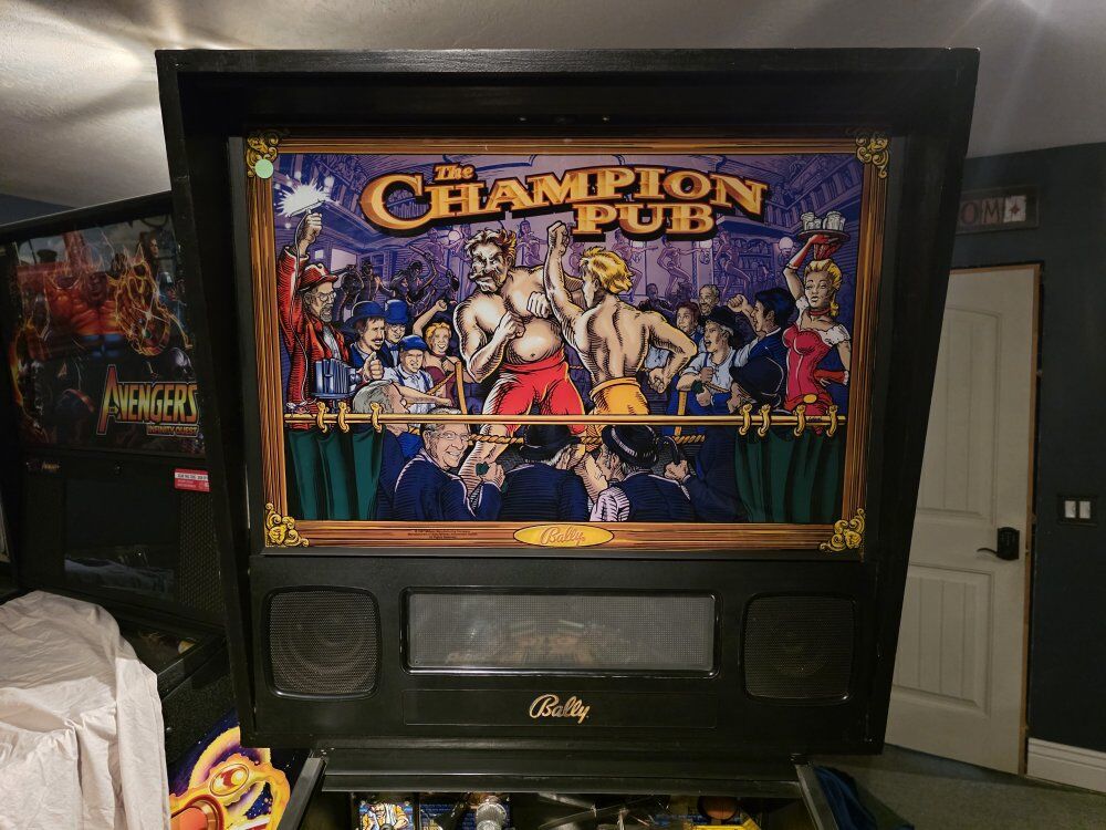 Champion pub pinball machine. Great condition!