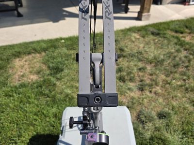 Hoyt Carbon RX-8 Compound Bow with Sight & Rest - Grey Finish