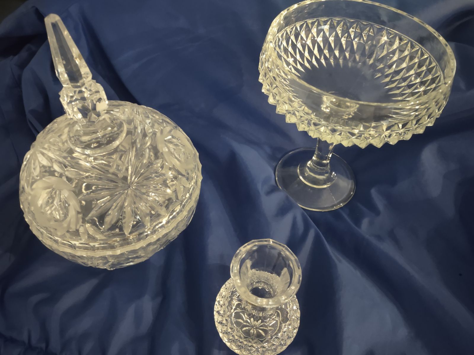 CRYSTAL VASE, BOWL w/LID, STEMWARE CHALISE individually priced