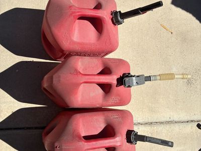 5 gallon gas cans