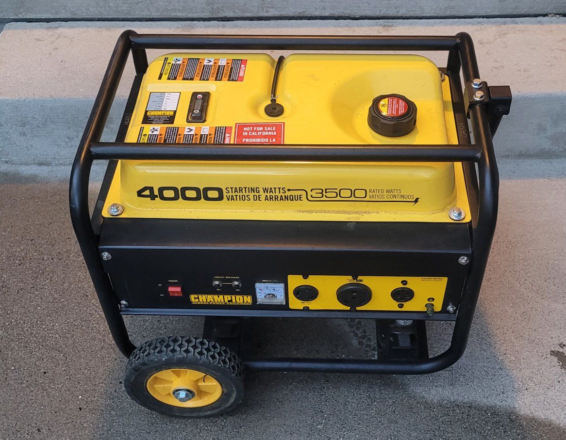 Champion 3500W/4000W Portable Generator Model 46593 with Cover