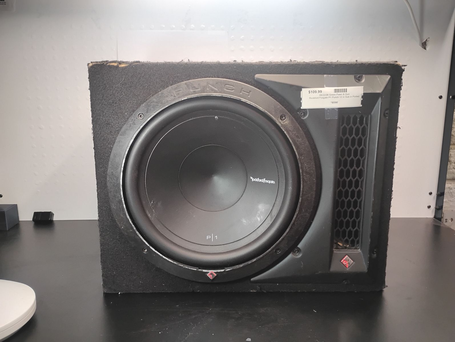 Rockford Fosgate Punch P1S4-12 -  12-inch 250 watt Car Audio Subwoofer