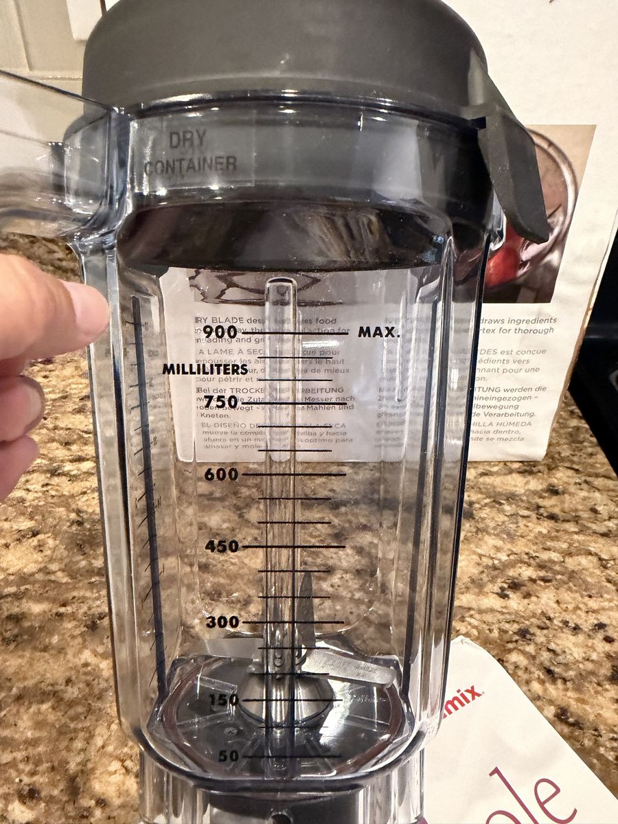 Vitamix 32 oz Dry Grains Container Blender Pitcher with Lid