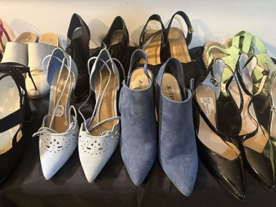 JustFab Women's Blue Suede Slingback Pointed Toe Heels, Size 5-6, 5-inch Heel