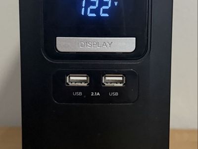 Cyberpower 1500VA 10-Outlet UPS RJ45 COAX USB Charging
