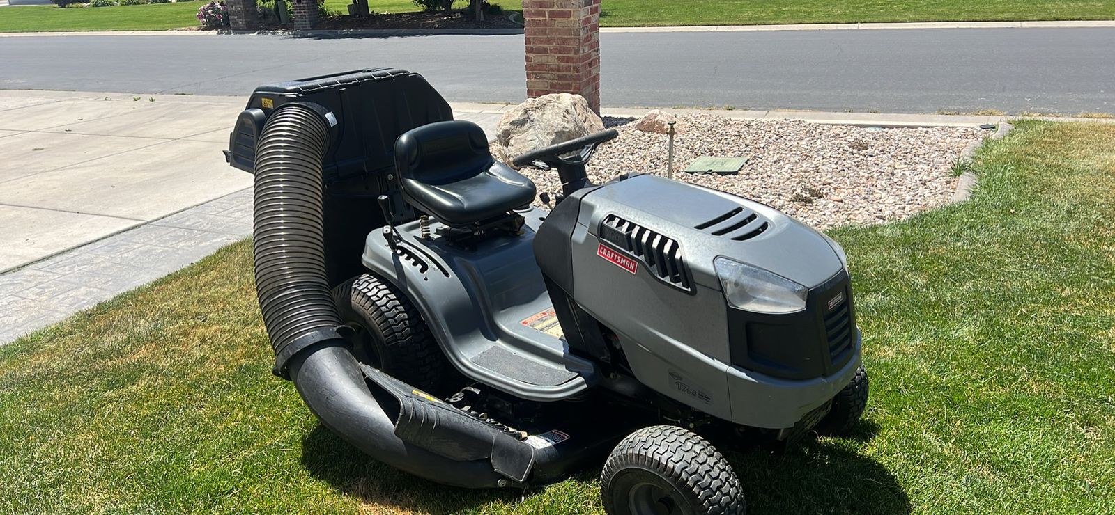 Craftsman riding mower