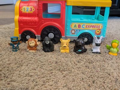 Fisher Price little people ABC train