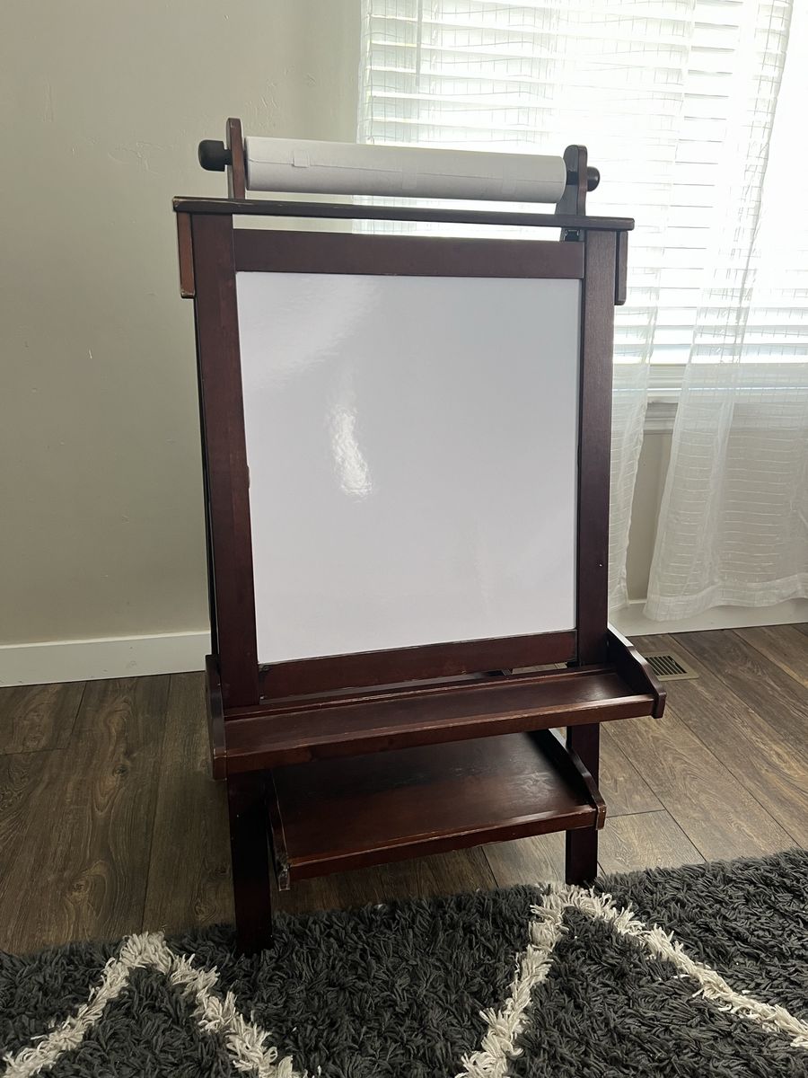 Kid’s Art Easel