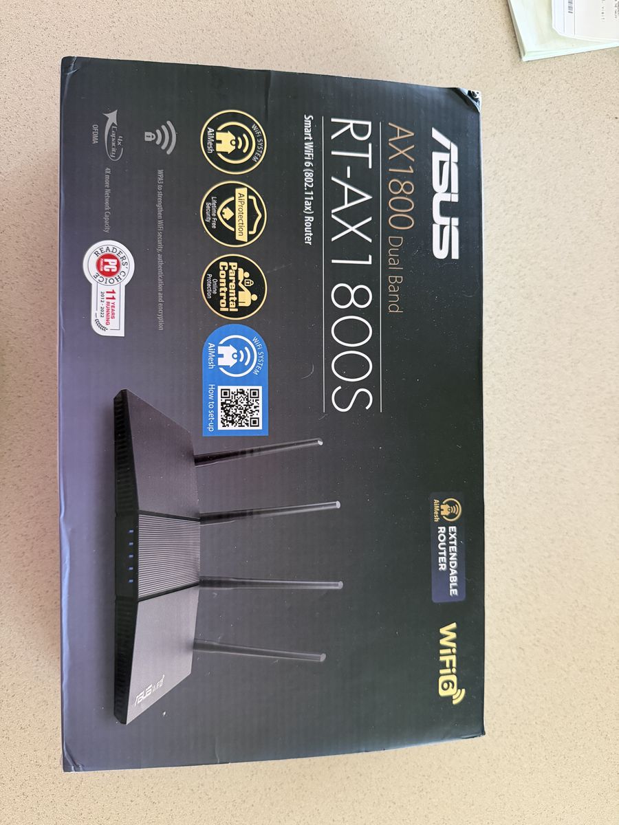 ASUS RT-AX1800S WI-FI router