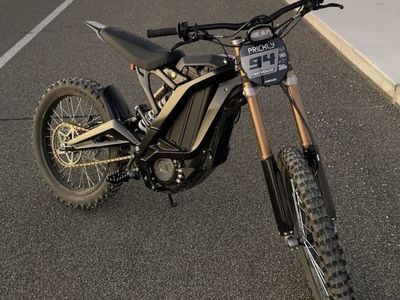 2025 Sur-Ron Light Bee X surron e-bike ebike
