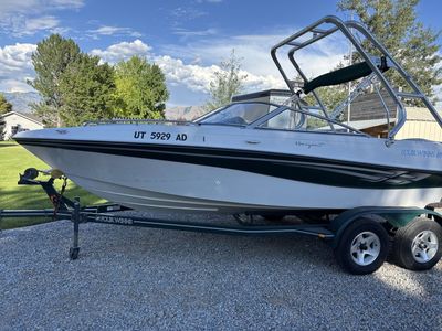 2001 Four Winns Horizon 190 Ski Boat ski platform with Trailer