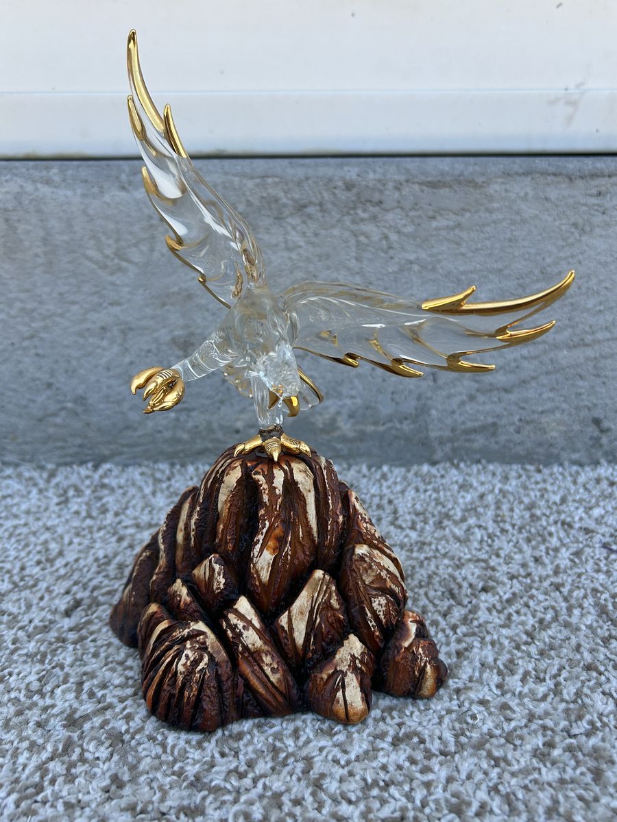 Glass eagle 