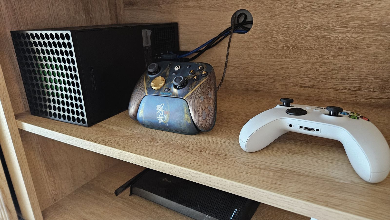 Xbox Series X Bundle + Limited Edition WUCHANG & White Controllers