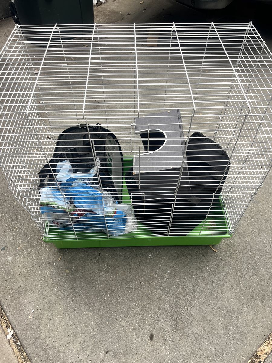 Large Green and White Wire Pet Cage with Accessories
