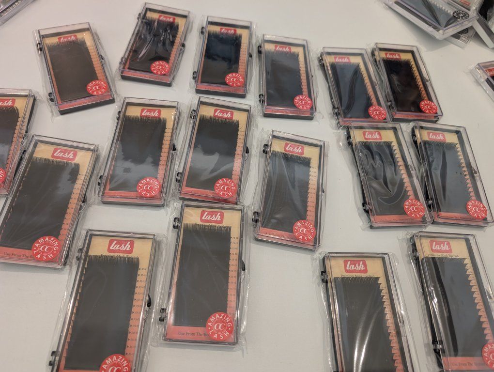 Bulk Lot of Premium Mink Lash Extensions 