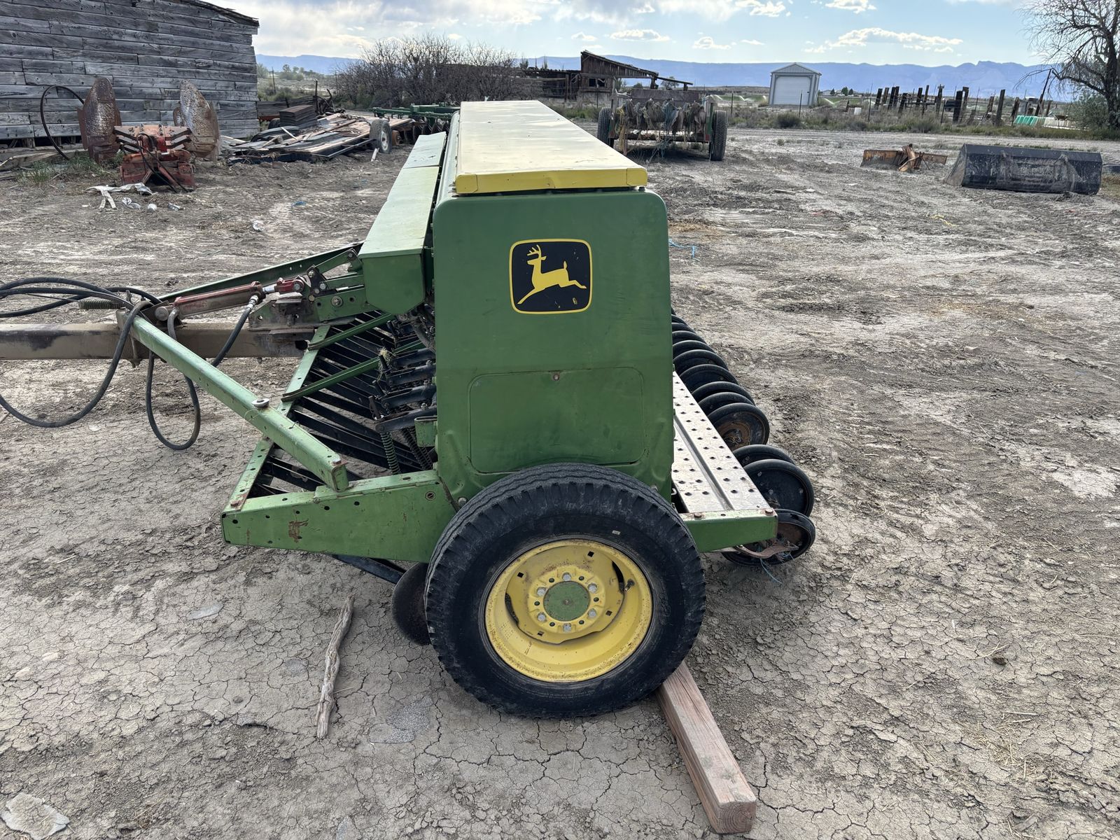 John Deere 8200 Grain Drill