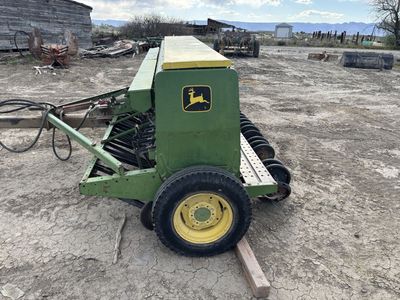 John Deere 8200 Grain Drill