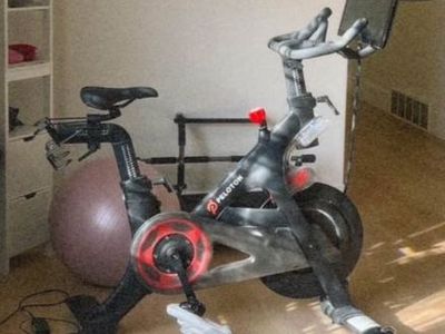 Peloton Bike