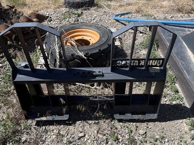 Skid Steer Pallet Forks 45” wide