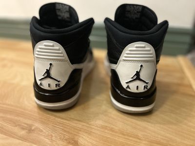 Nike Air Jordan Legacy 312 Black Cement – Men’s Size 12 $60obo