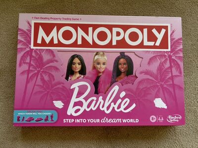 NEW/COMPLETE Monopoly: Barbie Edition