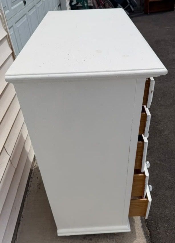 Main image 5