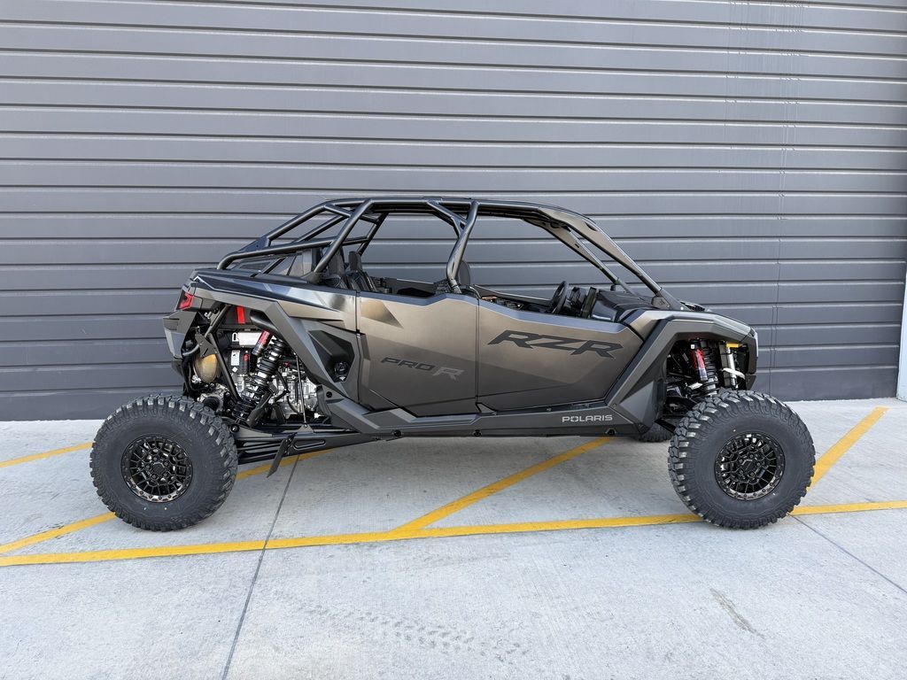 Main image 6