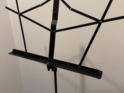 Titan Music Stand