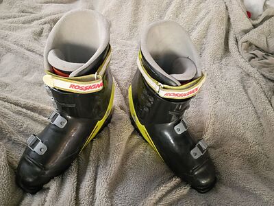 R800 Rosignal ski boots