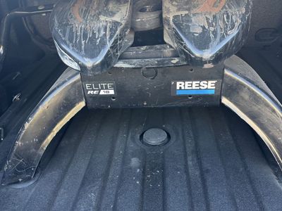 Reese Ford Puck fifth wheel Hitch