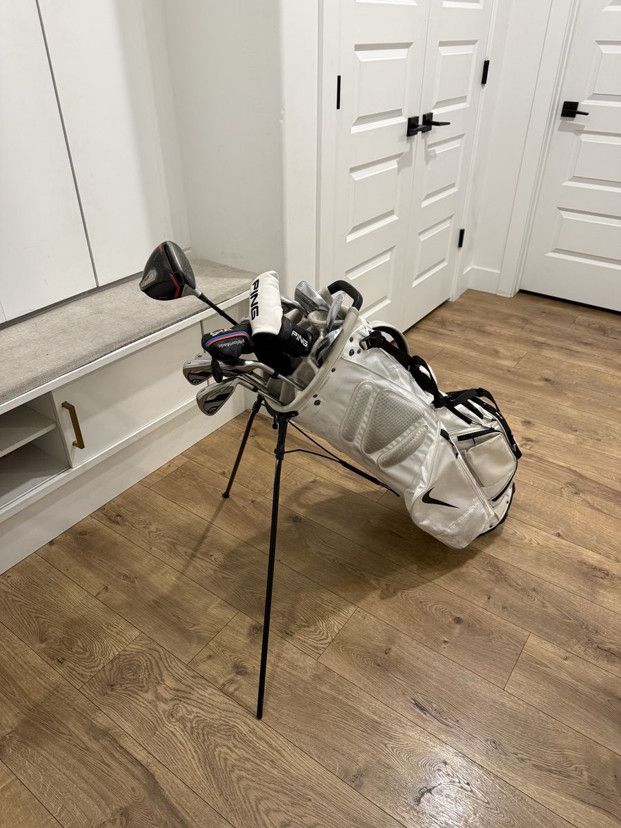 Compelte Golf Set- 13 Clubs + Bag