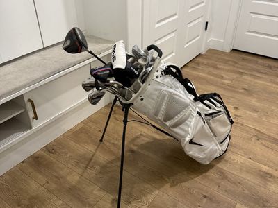 Compelte Golf Set- 13 Clubs + Bag