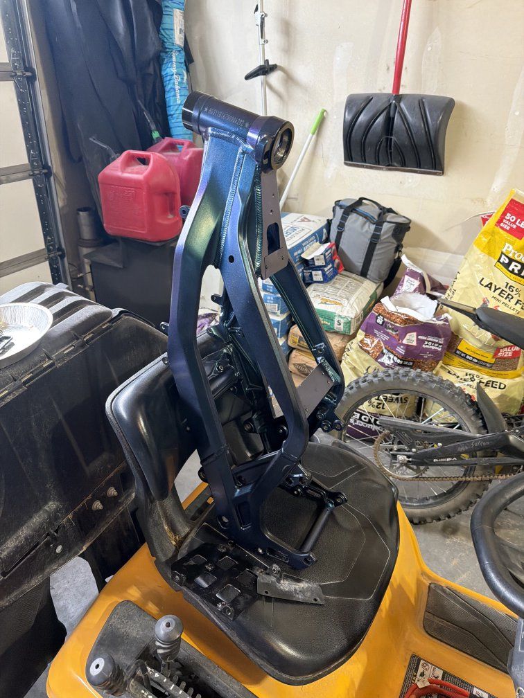 Main image 4