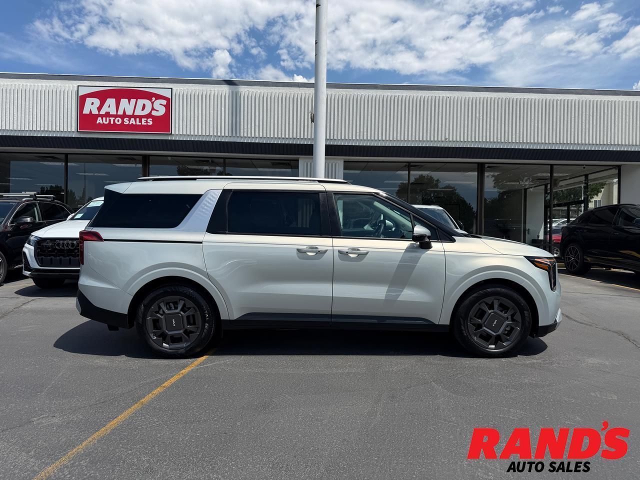 2025 Kia Carnival Hybrid EX